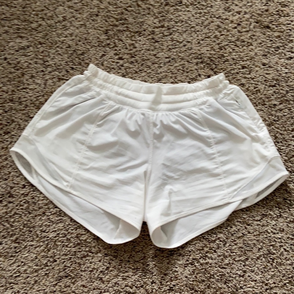 LULULEMON WHITE HOTTY HOTS
